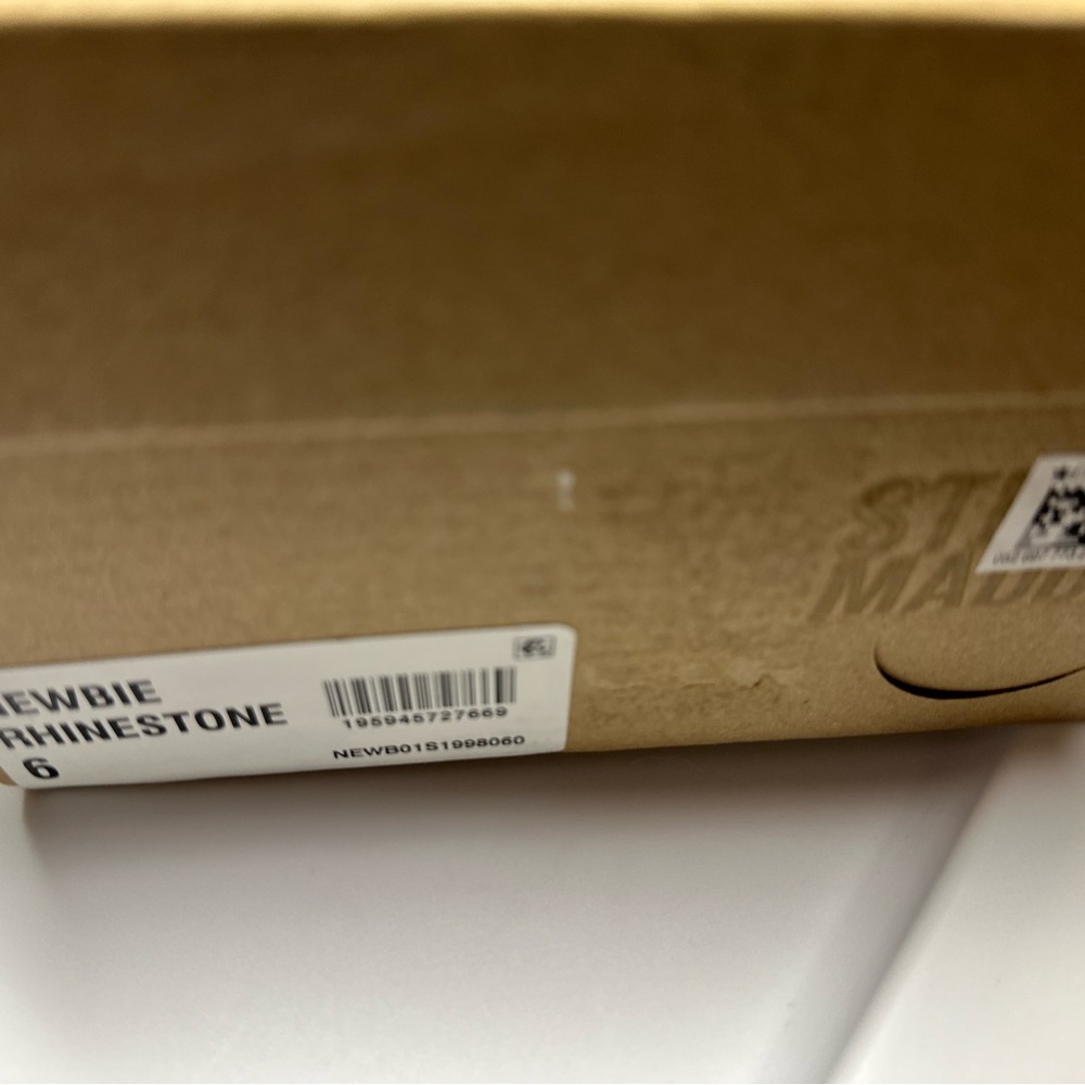 Steve Madden NIB Newbie Rhinestone Slide Sandals … - image 12